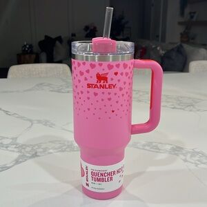 ❤️💕Cute Valentine's STANLEY Tumbler